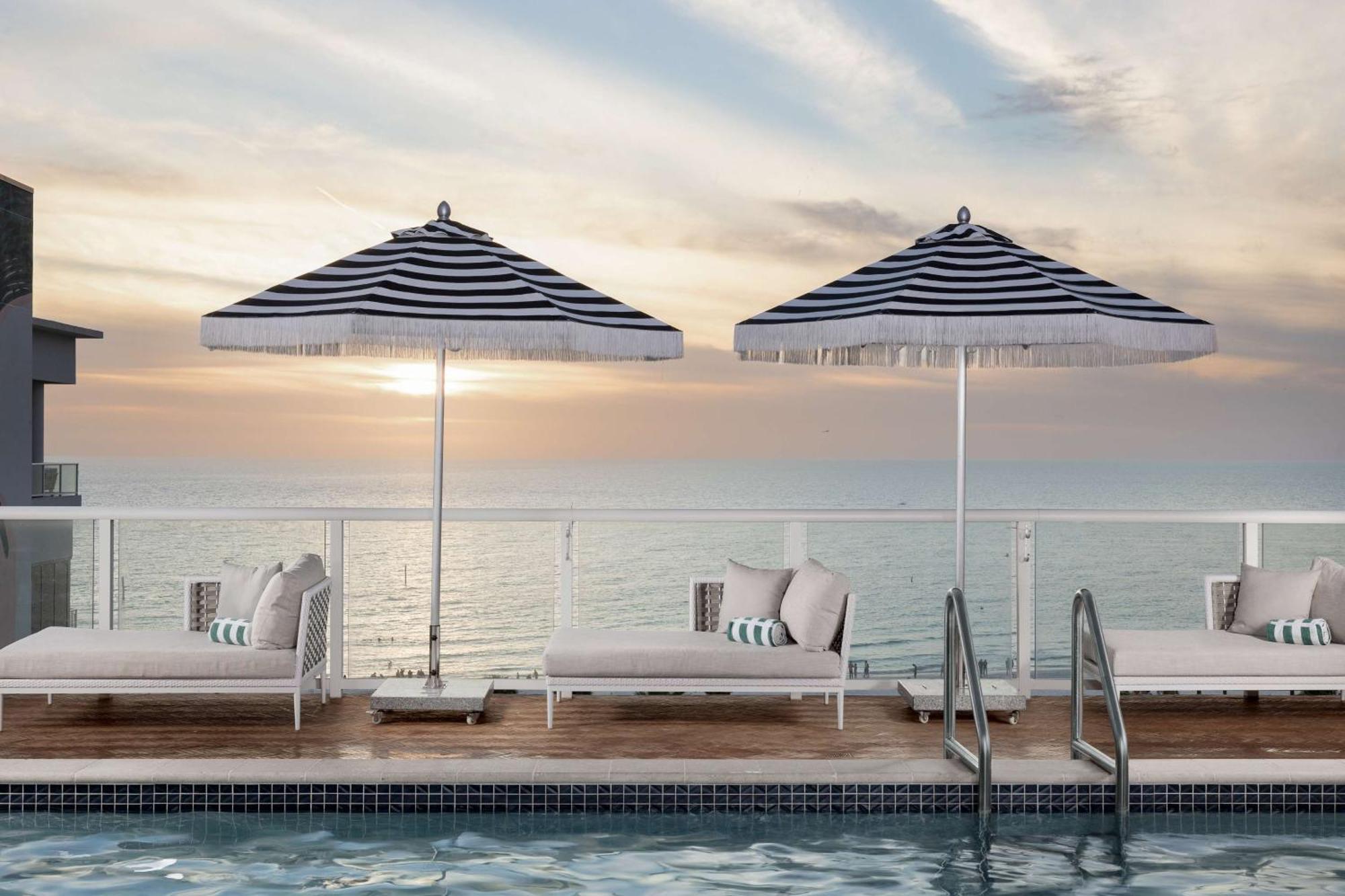 The Hiatus Clearwater Beach, Curio Collection By Hilton エクステリア 写真
